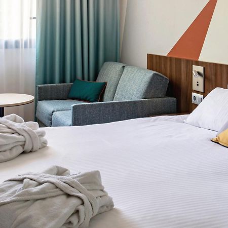ויטרולה Holiday Inn - Marseille Airport By Ihg מראה חיצוני תמונה