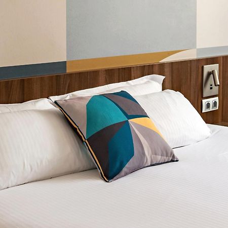 ויטרולה Holiday Inn - Marseille Airport By Ihg מראה חיצוני תמונה