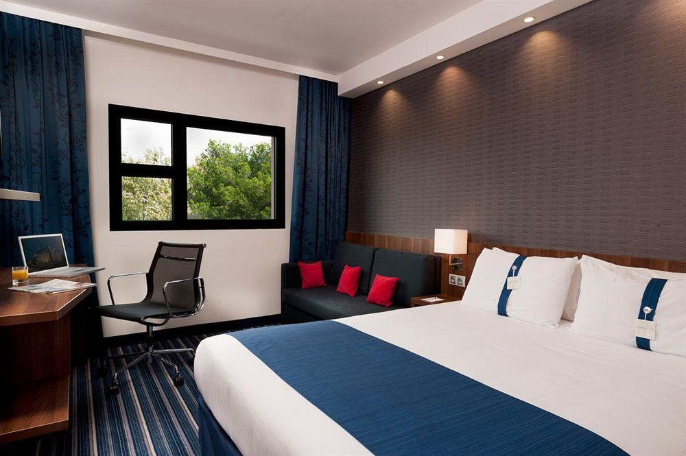 ויטרולה Holiday Inn - Marseille Airport By Ihg חדר תמונה