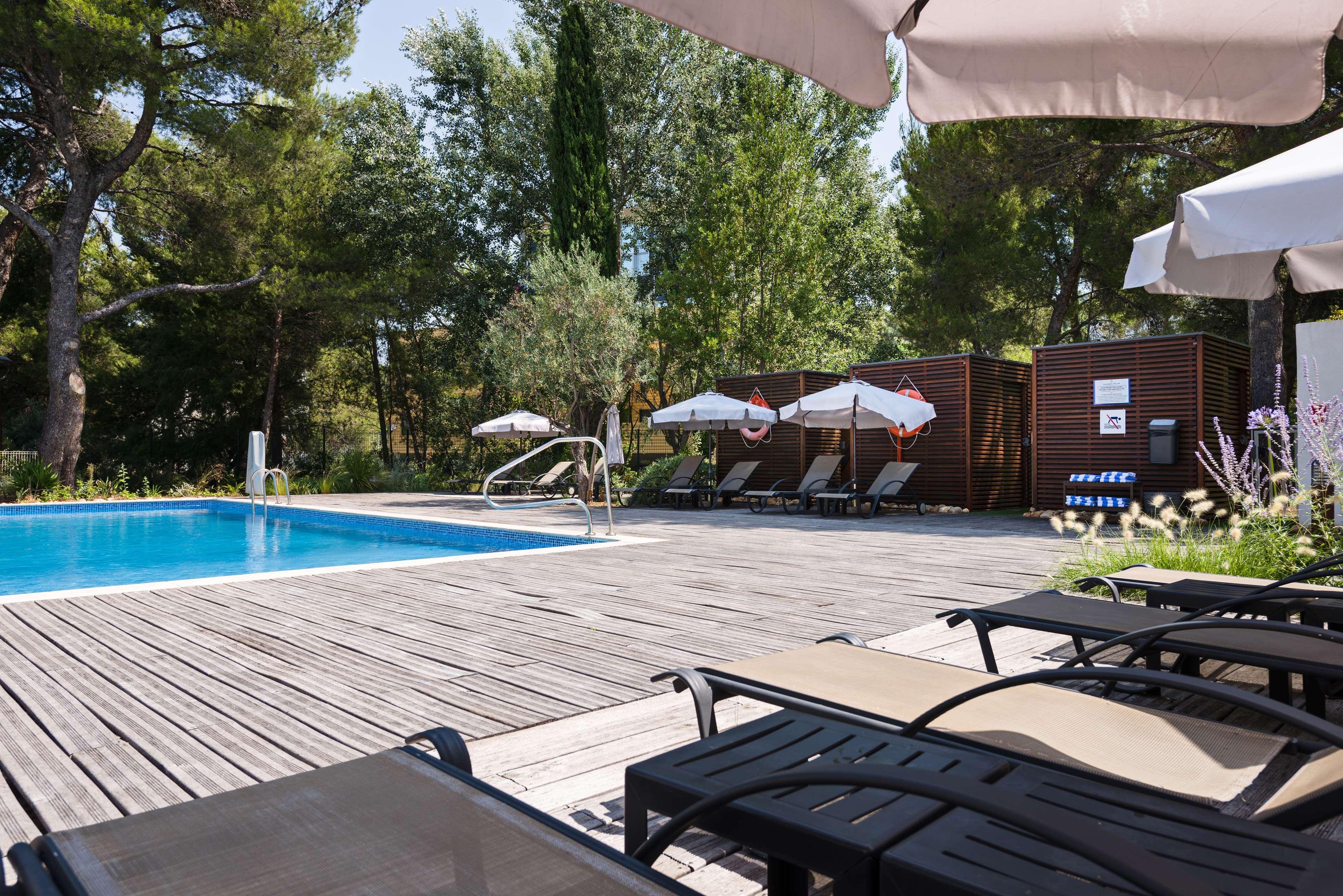 ויטרולה Holiday Inn - Marseille Airport By Ihg מראה חיצוני תמונה