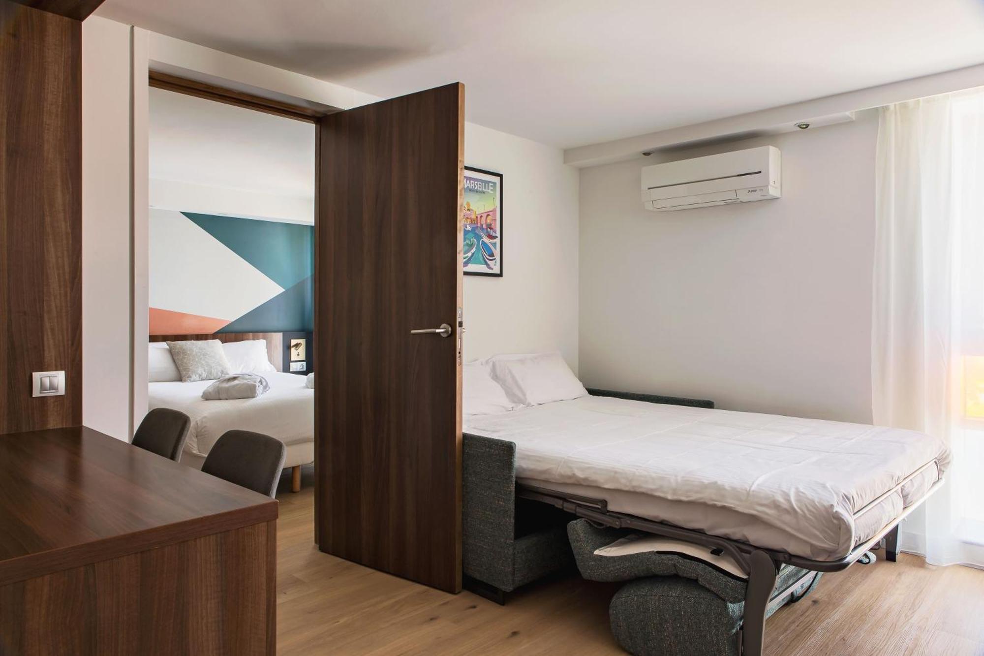 ויטרולה Holiday Inn - Marseille Airport By Ihg מראה חיצוני תמונה