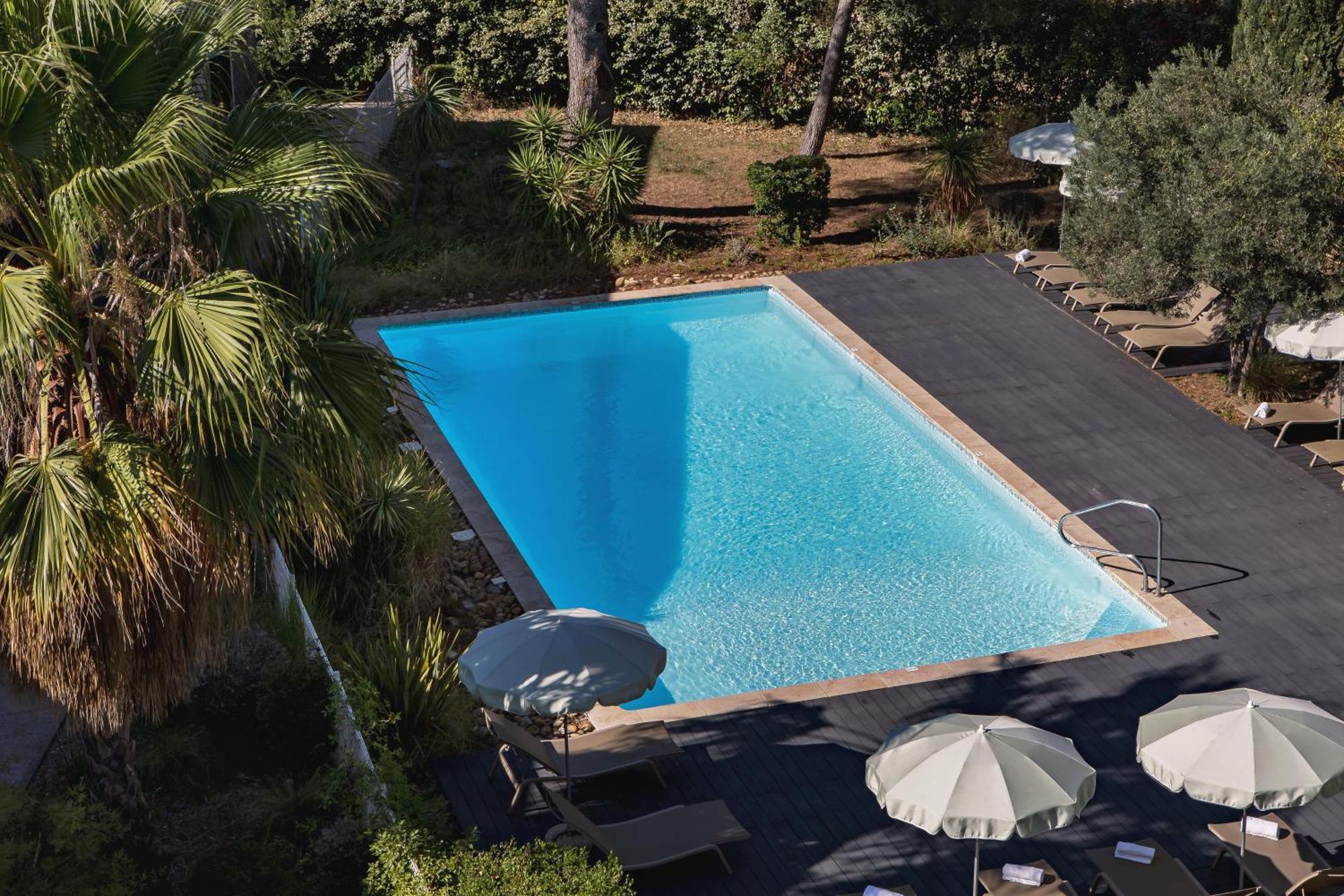 ויטרולה Holiday Inn - Marseille Airport By Ihg מראה חיצוני תמונה